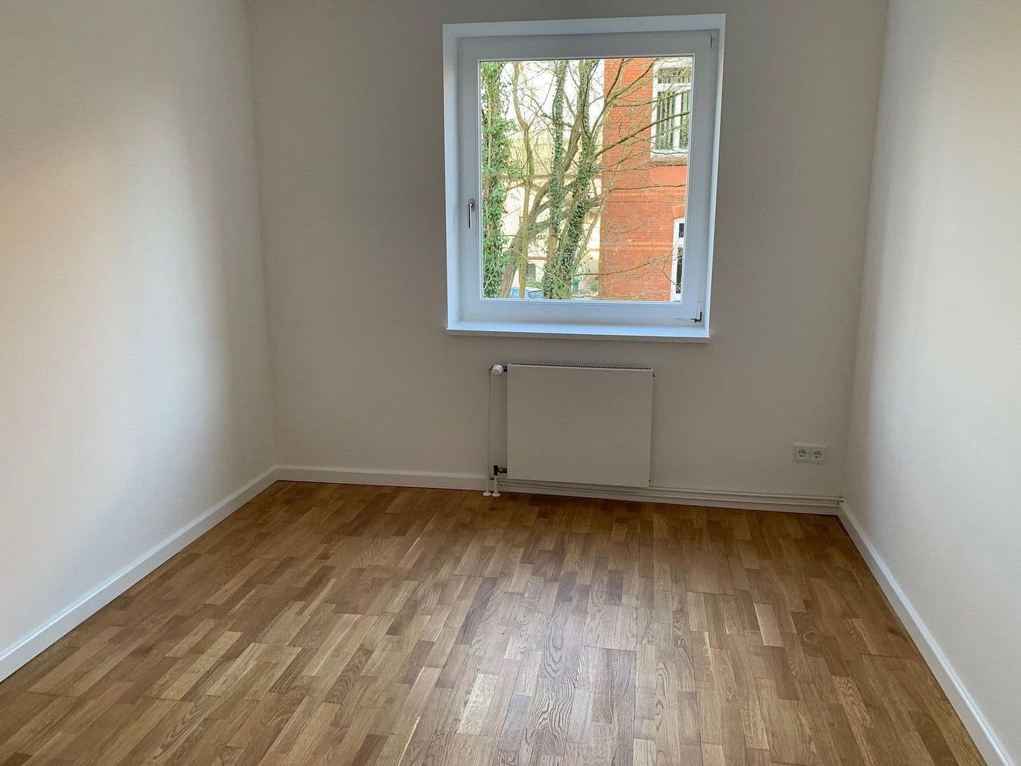 Prodej bytu 4+1 105 m², Hamburg, Hamburg Prodej bytu 4+1 105 m², Hamburg, Hamburg