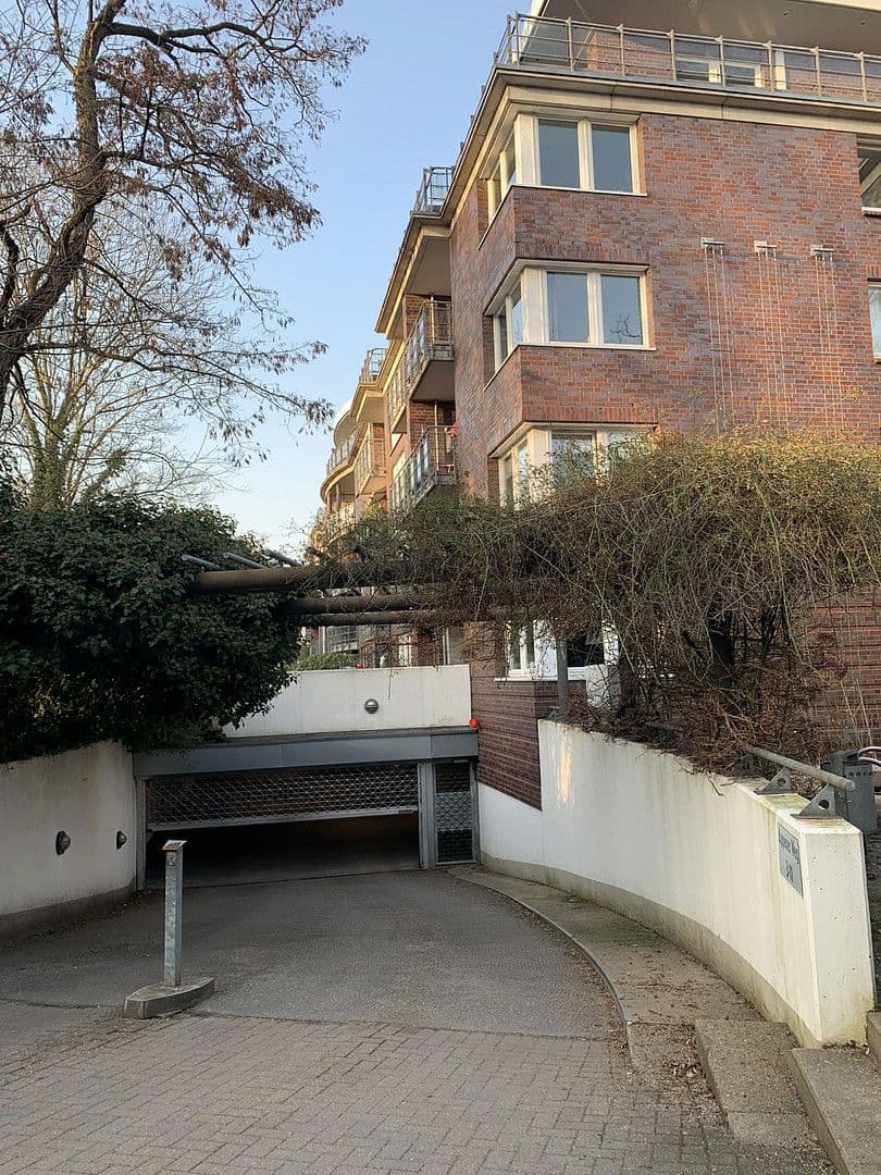 Prodej bytu 4+1 105 m², Hamburg, Hamburg Prodej bytu 4+1 105 m², Hamburg, Hamburg