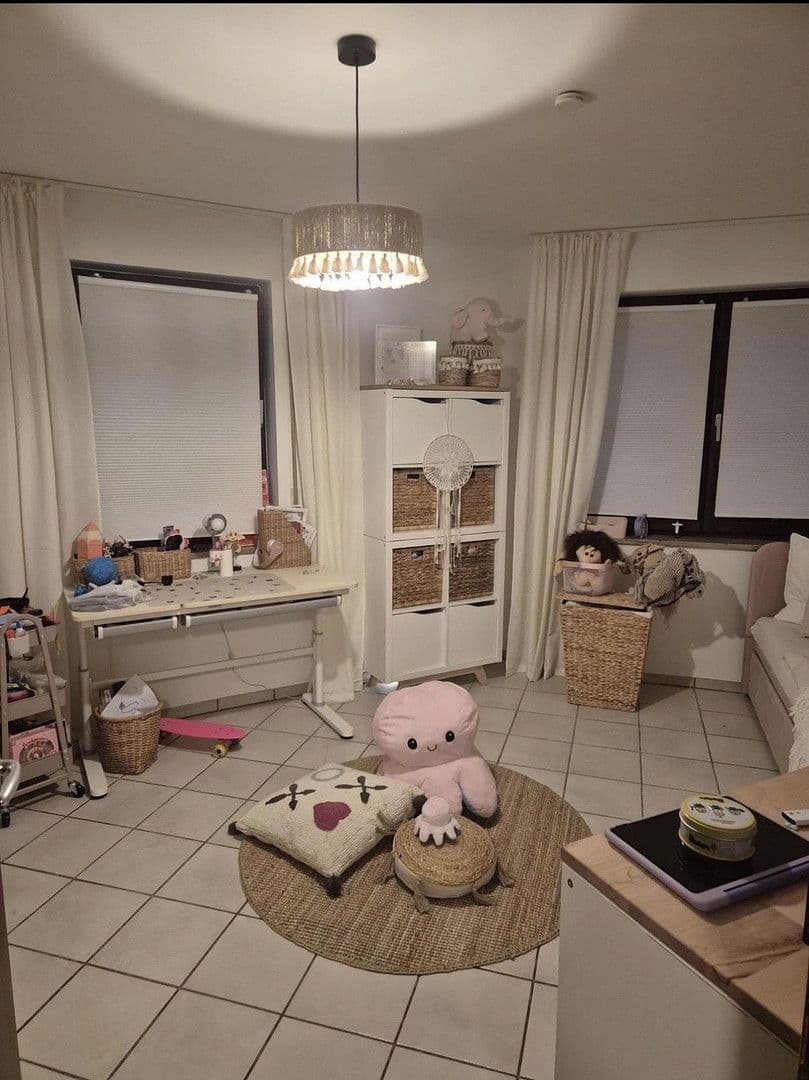 Prodej bytu 3+1 70 m², Ottobrunnerstr. 49a, München, Bavorsko Prodej bytu 3+1 70 m², Ottobrunnerstr. 49a, München, Bavorsko