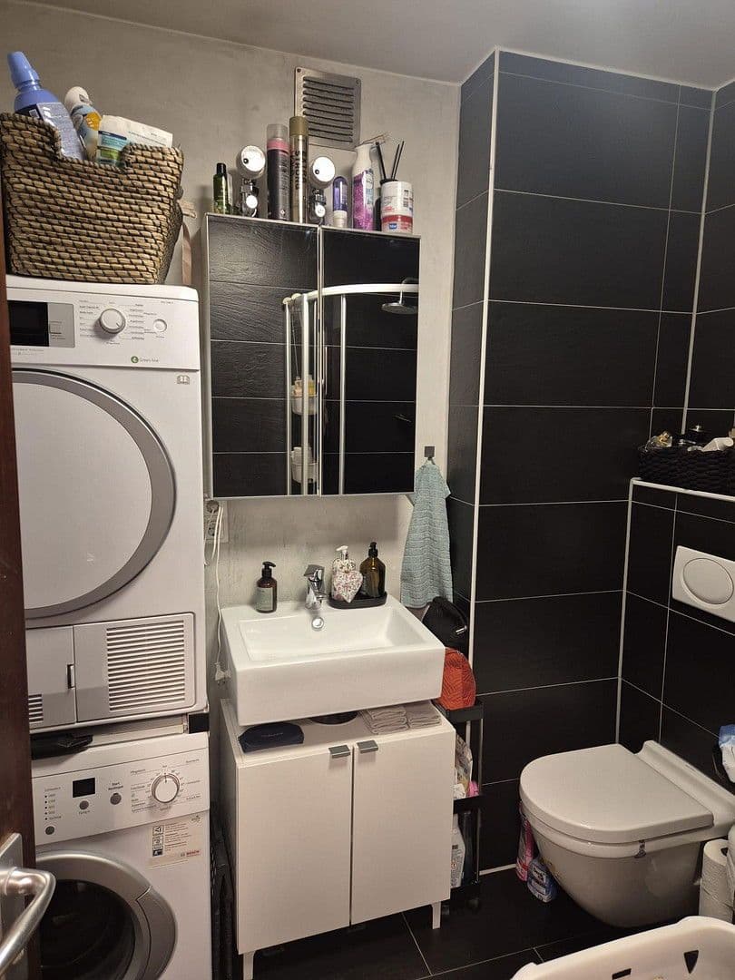 Prodej bytu 3+1 70 m², Ottobrunnerstr. 49a, München, Bavorsko Prodej bytu 3+1 70 m², Ottobrunnerstr. 49a, München, Bavorsko