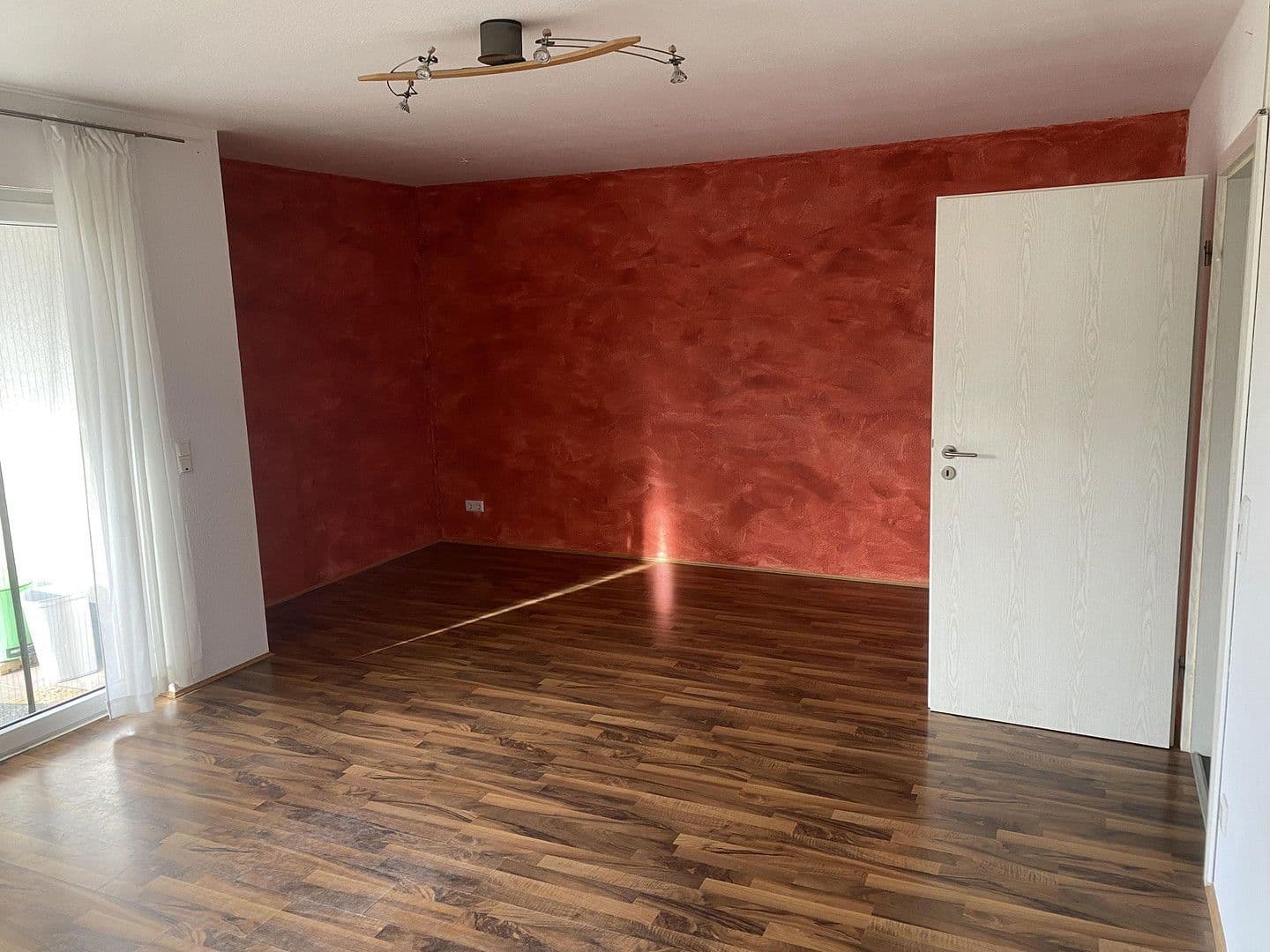 Prodej bytu 3+1 96 m², Steinbacher Hohl 31, Frankfurt OT Praunheim, Hessen Prodej bytu 3+1 96 m², Steinbacher Hohl 31, Frankfurt OT Praunheim, Hessen