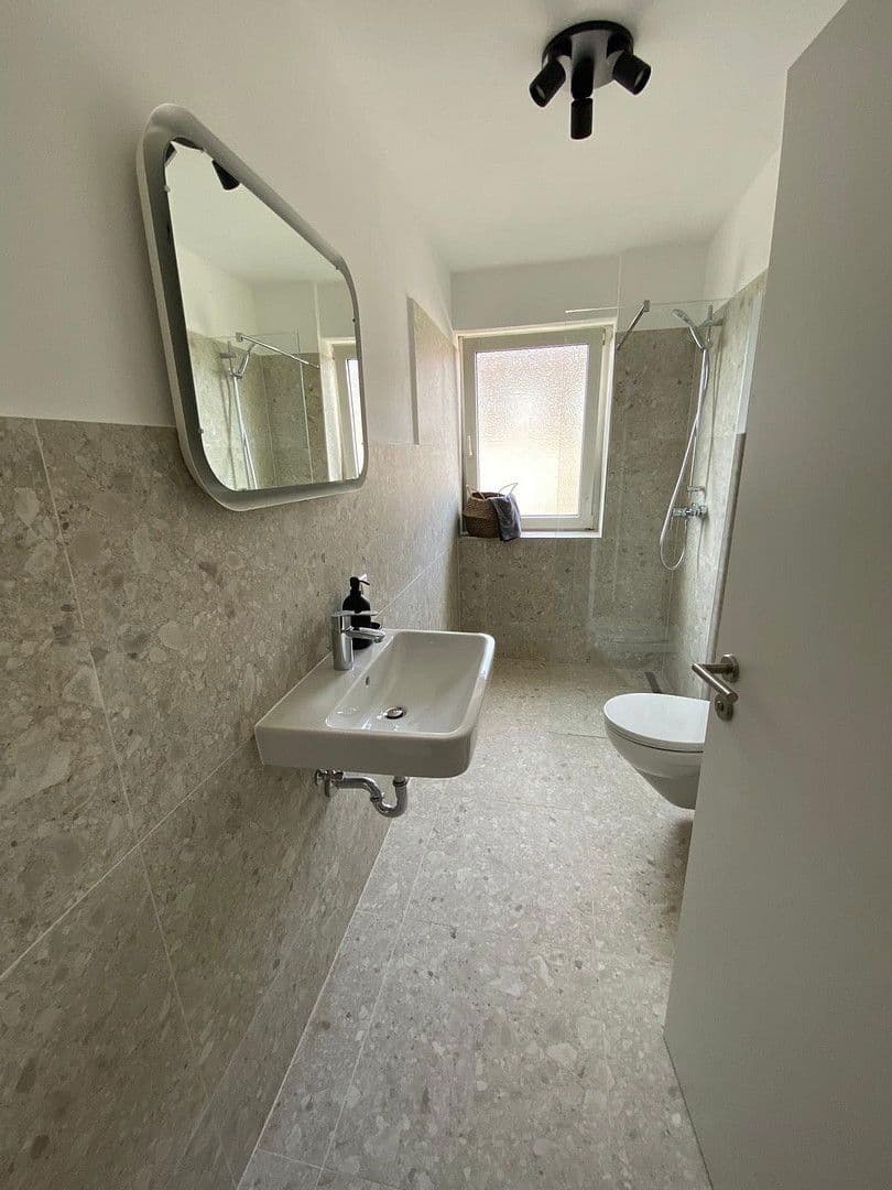 Pronájem bytu 1+1 30 m², Bauerngasse 39, Nürnberg, Bavorsko Pronájem bytu 1+1 30 m², Bauerngasse 39, Nürnberg, Bavorsko