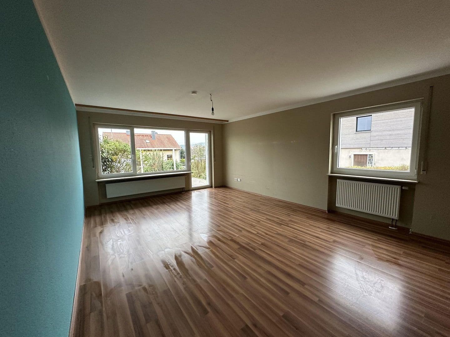 Prodej domu 199 m², pozemek 909 m², Buttenheim, Bavorsko Prodej domu 199 m², pozemek 909 m², Buttenheim, Bavorsko