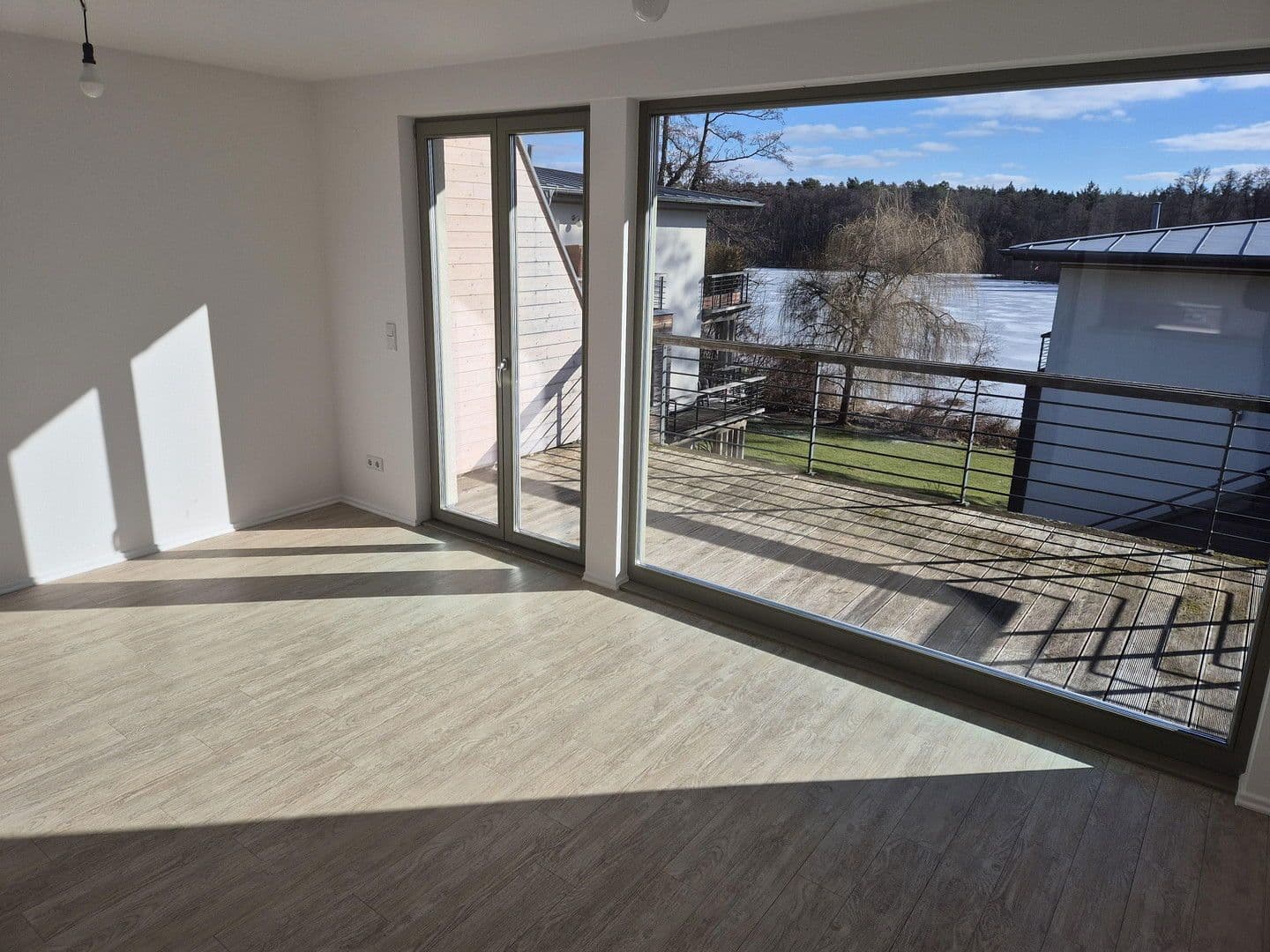 Pronájem bytu 2+1 67 m², Grünheide (Mark), Braniborsko Pronájem bytu 2+1 67 m², Grünheide (Mark), Braniborsko