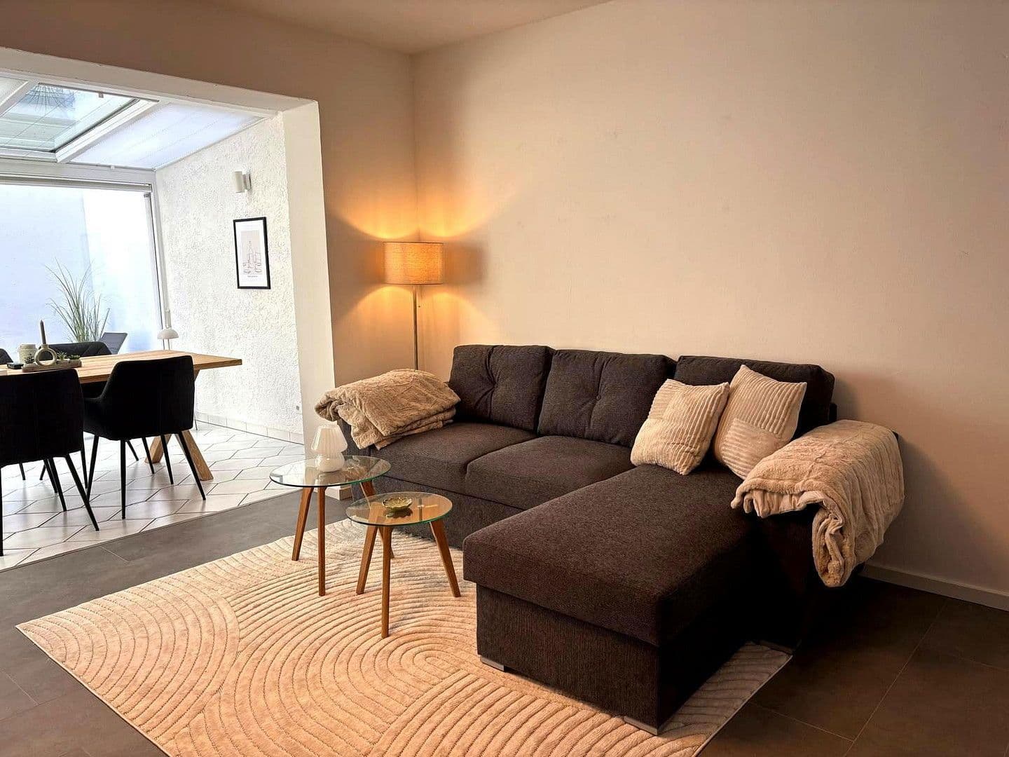 Pronájem bytu 2+1 70 m², Mainz, Porýní-Falc Pronájem bytu 2+1 70 m², Mainz, Porýní-Falc