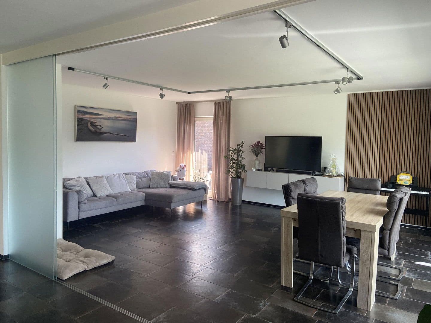 Prodej domu 149 m², pozemek 576 m², Geldern, Severní Porýní-Vestfálsko Prodej domu 149 m², pozemek 576 m², Geldern, Severní Porýní-Vestfálsko