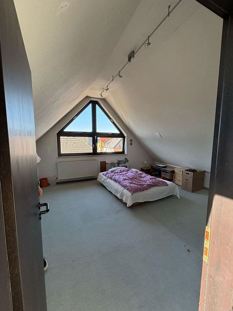 Prodej domu 156 m², pozemek 467 m², Gravenberger Weg 11, Langenfeld (Rheinland), Severní Porýní-Vestfálsko Prodej domu 156 m², pozemek 467 m², Gravenberger Weg 11, Langenfeld (Rheinland), Severní Porýní-Vestfálsko