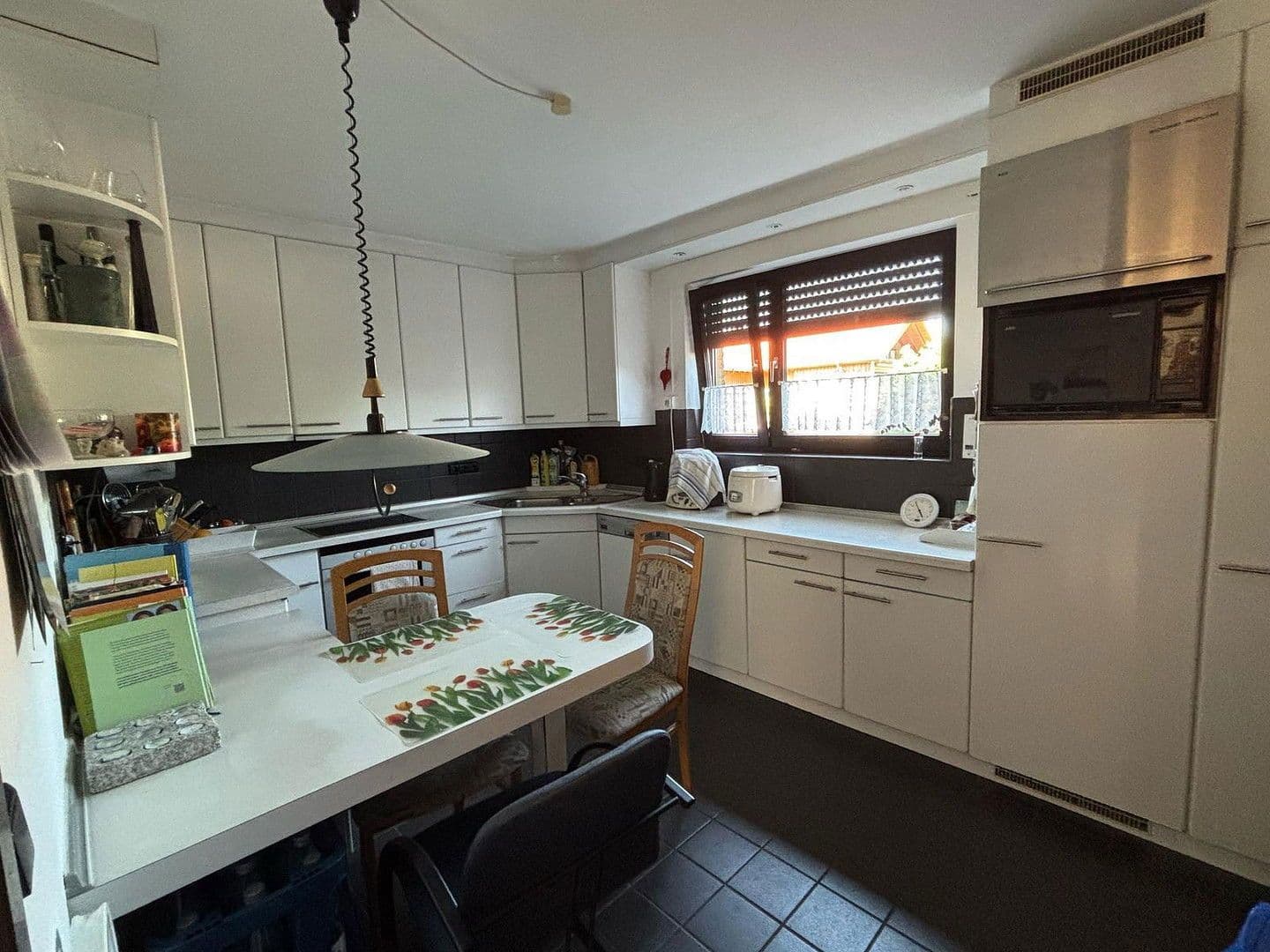 Prodej domu 156 m², pozemek 467 m², Gravenberger Weg 11, Langenfeld (Rheinland), Severní Porýní-Vestfálsko Prodej domu 156 m², pozemek 467 m², Gravenberger Weg 11, Langenfeld (Rheinland), Severní Porýní-Vestfálsko