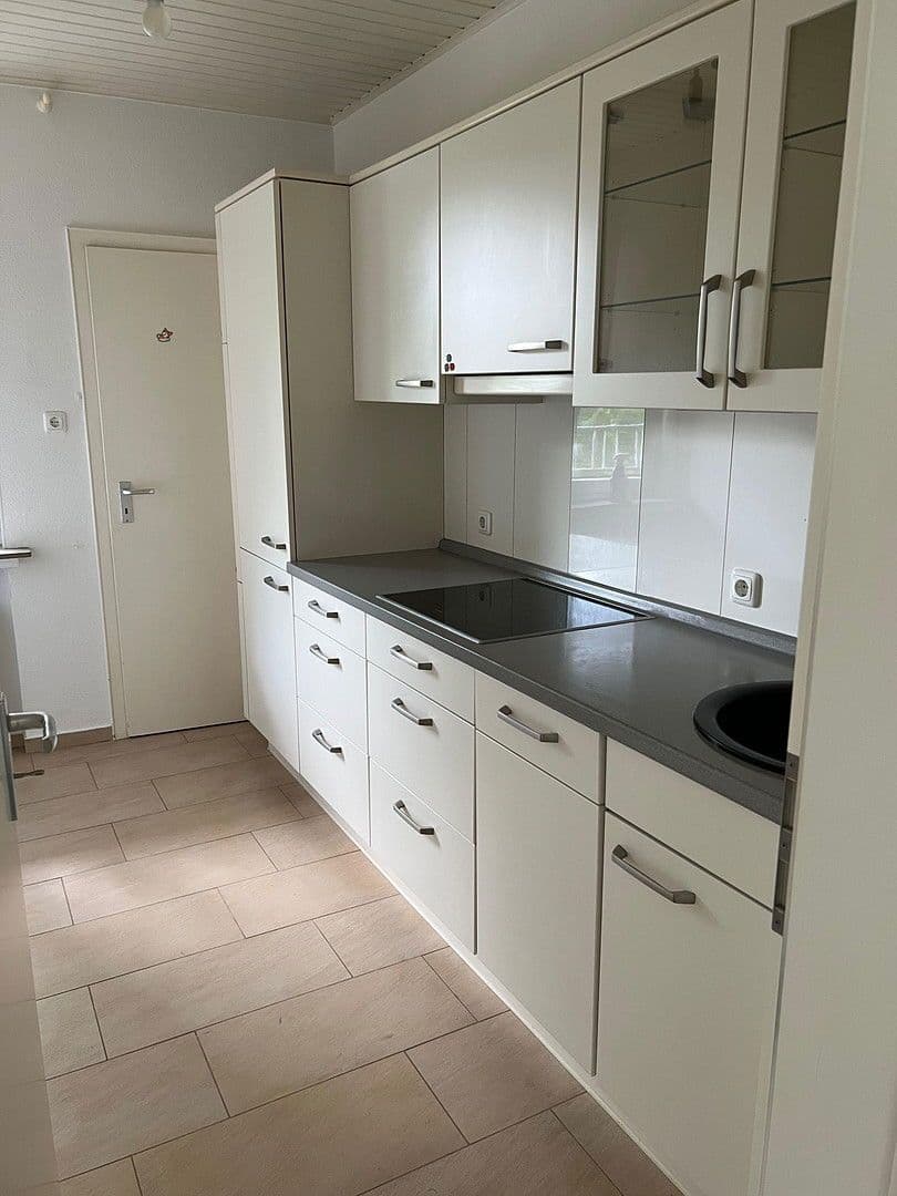 Pronájem bytu 4+1 86 m², Landwehrstraße 49, Bremen, Bremen Pronájem bytu 4+1 86 m², Landwehrstraße 49, Bremen, Bremen