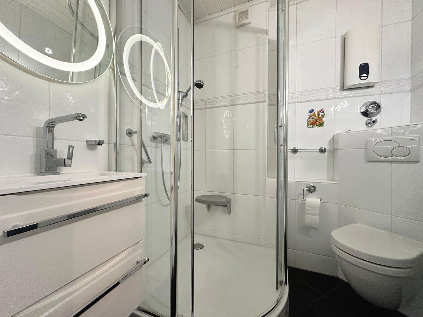 Pronájem bytu 4+1 86 m², Landwehrstraße 49, Bremen, Bremen Pronájem bytu 4+1 86 m², Landwehrstraße 49, Bremen, Bremen