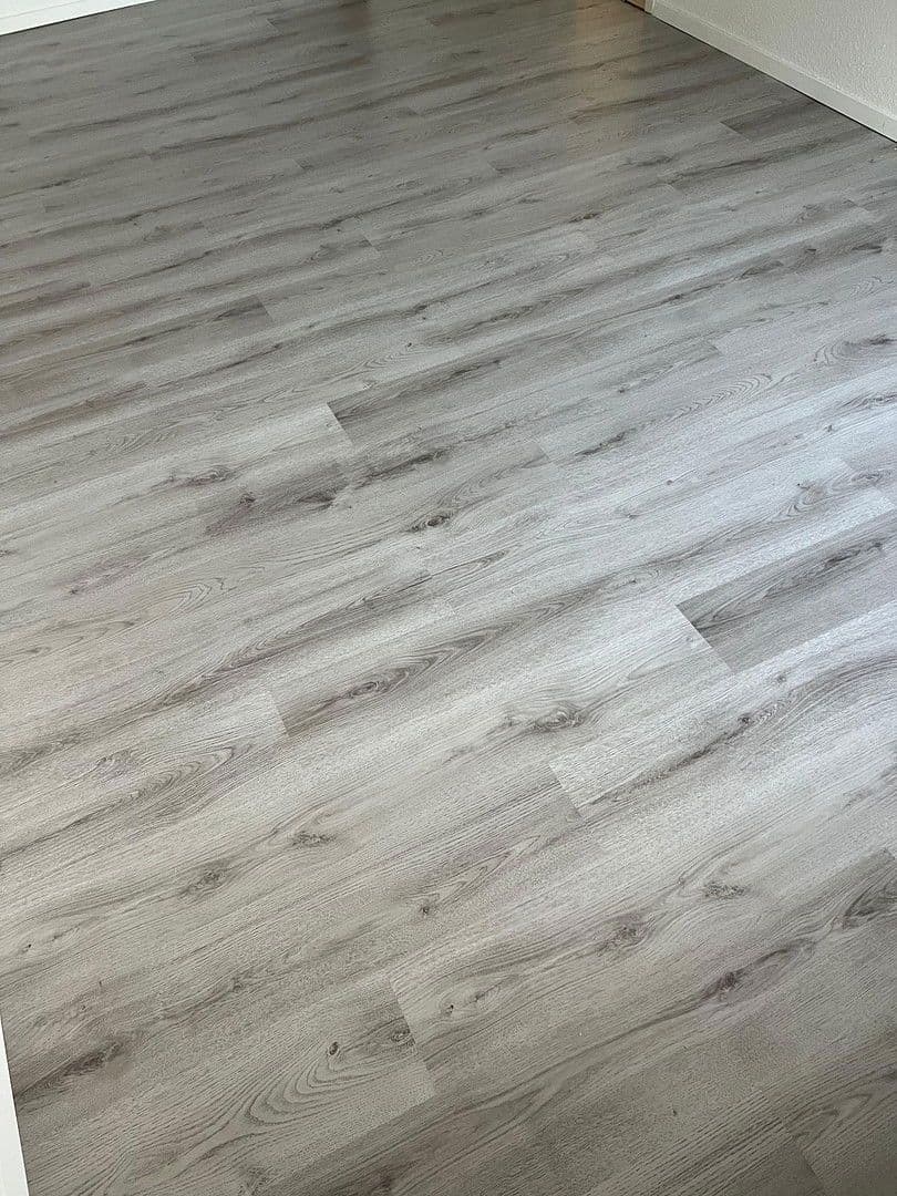 Pronájem bytu 4+1 86 m², Landwehrstraße 49, Bremen, Bremen Pronájem bytu 4+1 86 m², Landwehrstraße 49, Bremen, Bremen