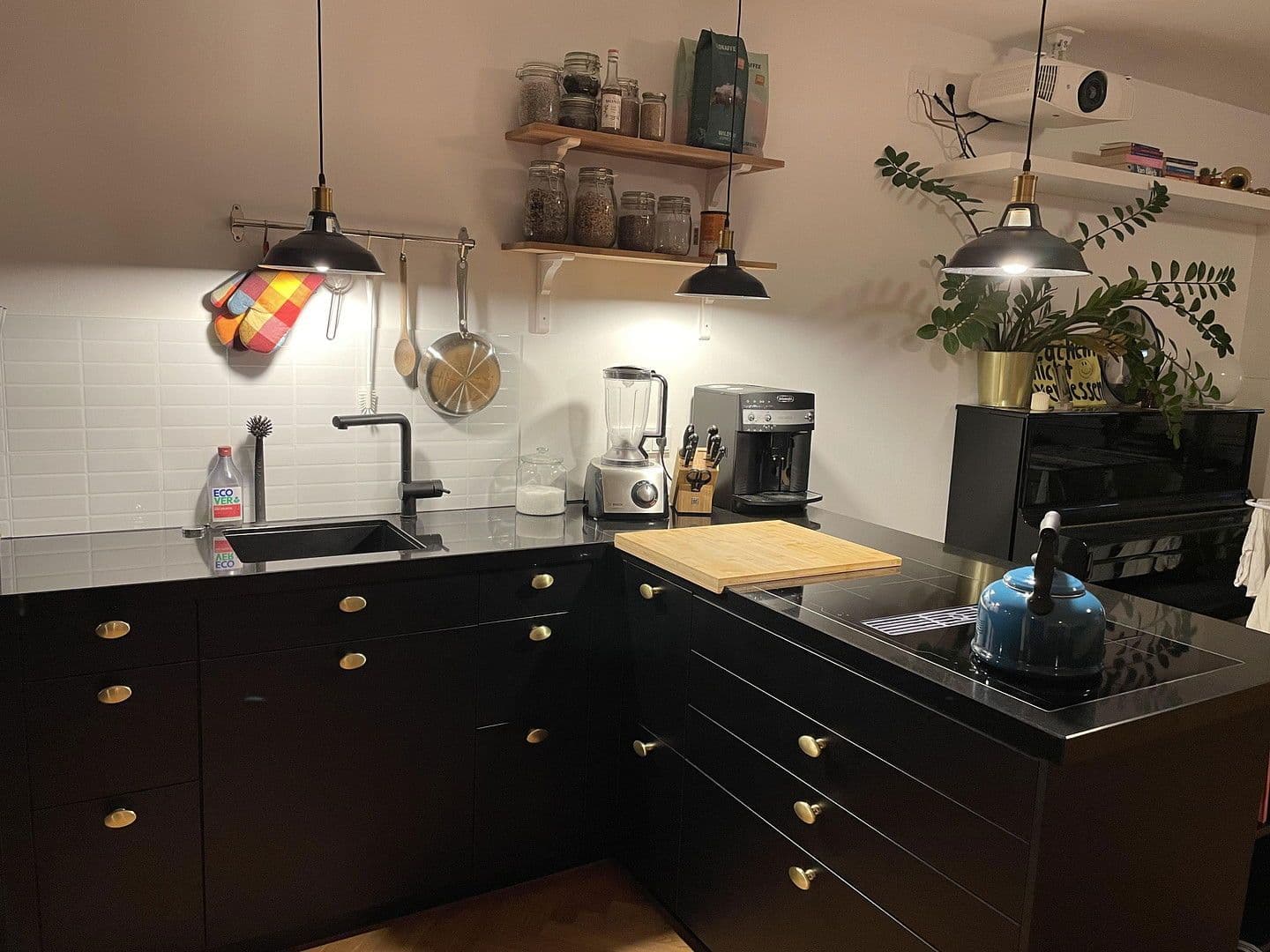 Pronájem bytu 2+1 59 m², Wiesbaden, Hessen Pronájem bytu 2+1 59 m², Wiesbaden, Hessen