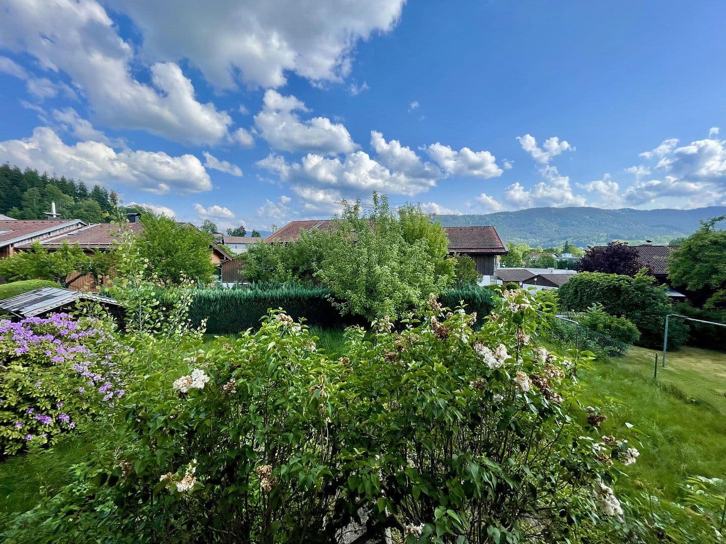 Prodej pozemku 702 m², Hausham, Bavorsko Prodej pozemku 702 m², Hausham, Bavorsko