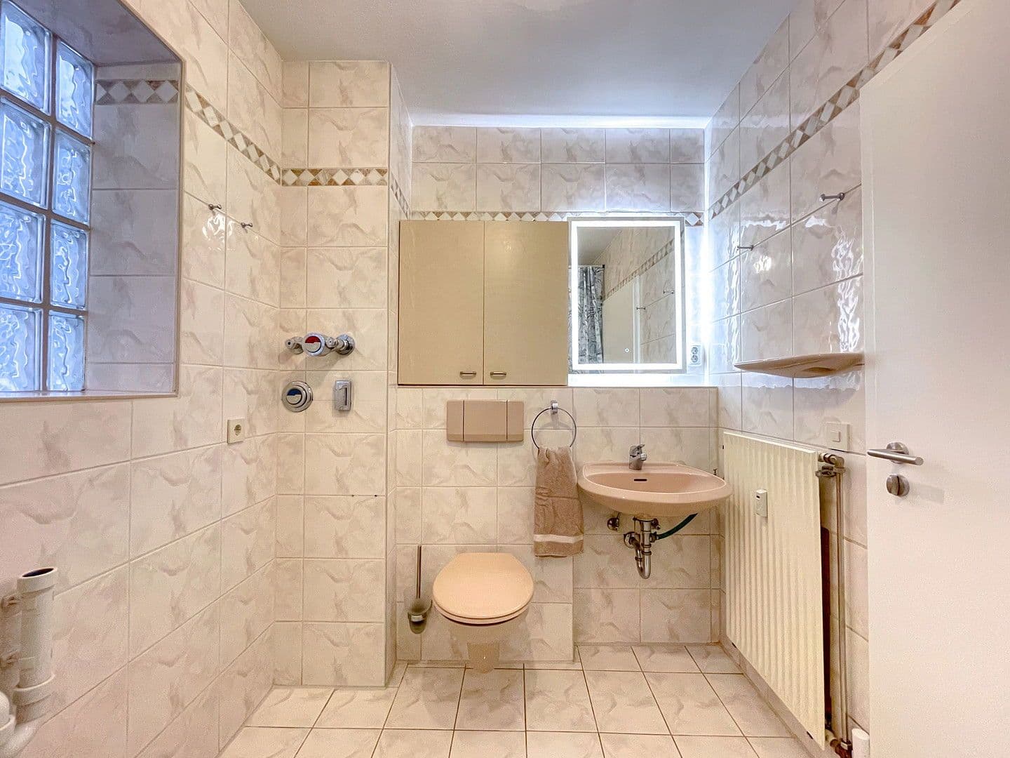 Pronájem bytu 3+1 70 m², Coburg, Bavorsko Pronájem bytu 3+1 70 m², Coburg, Bavorsko