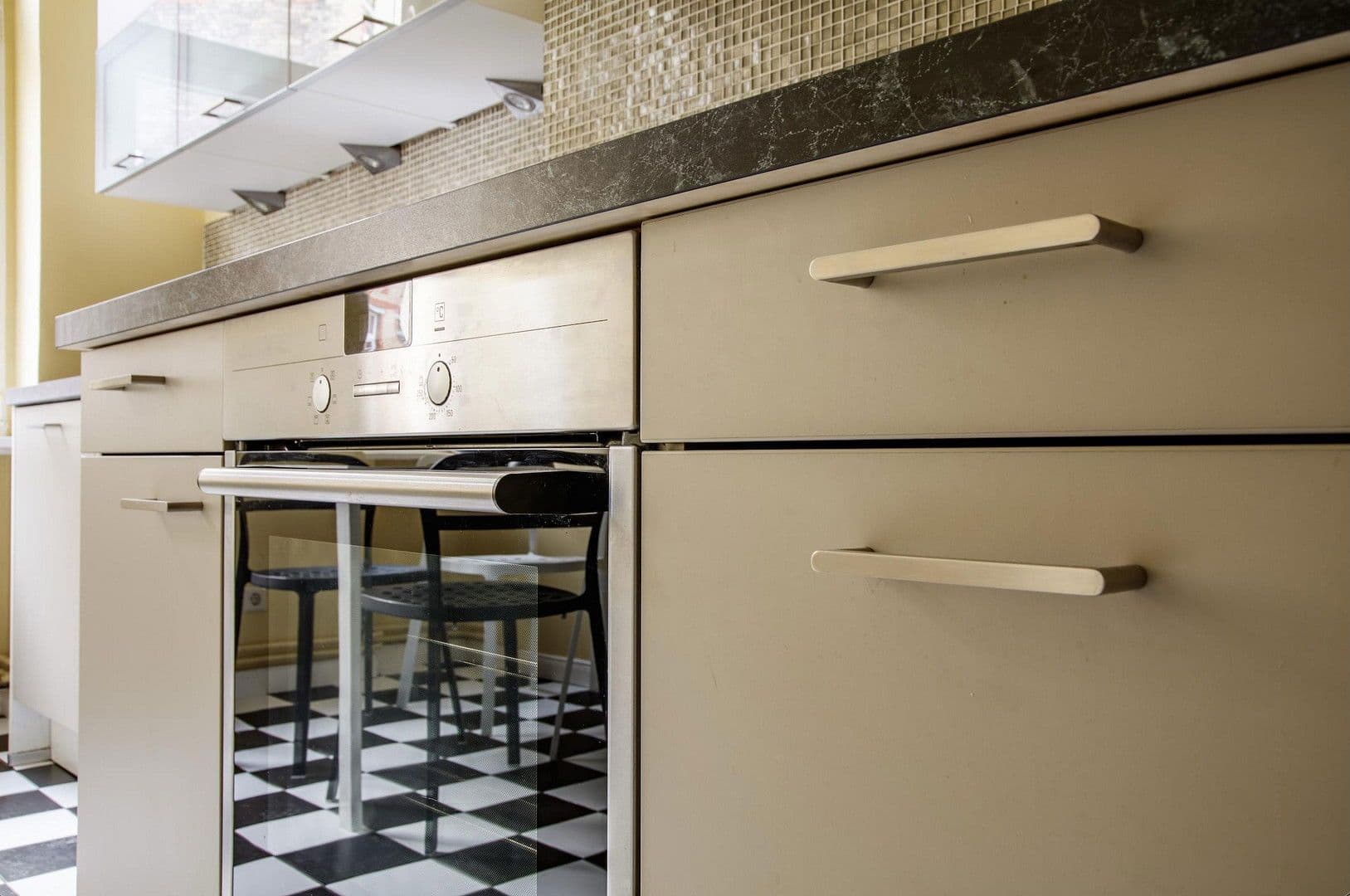 Prodej bytu 3+1 96 m², Pücklerstrasse 29, Berlin, Berlín Prodej bytu 3+1 96 m², Pücklerstrasse 29, Berlin, Berlín