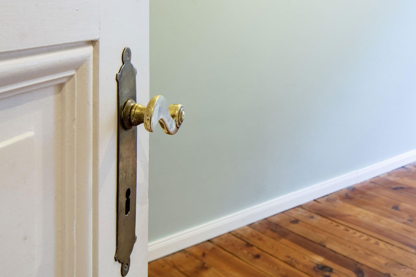 Prodej bytu 3+1 96 m², Pücklerstrasse 29, Berlin, Berlín Prodej bytu 3+1 96 m², Pücklerstrasse 29, Berlin, Berlín