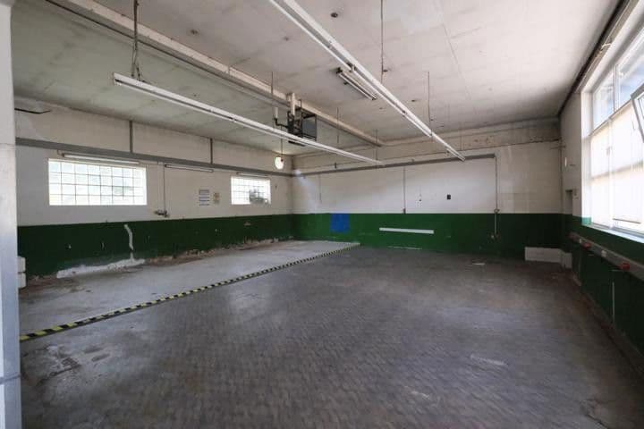 Pronájem nebytového prostoru 300 m², Rodalben, Porýní-Falc Pronájem nebytového prostoru 300 m², Rodalben, Porýní-Falc