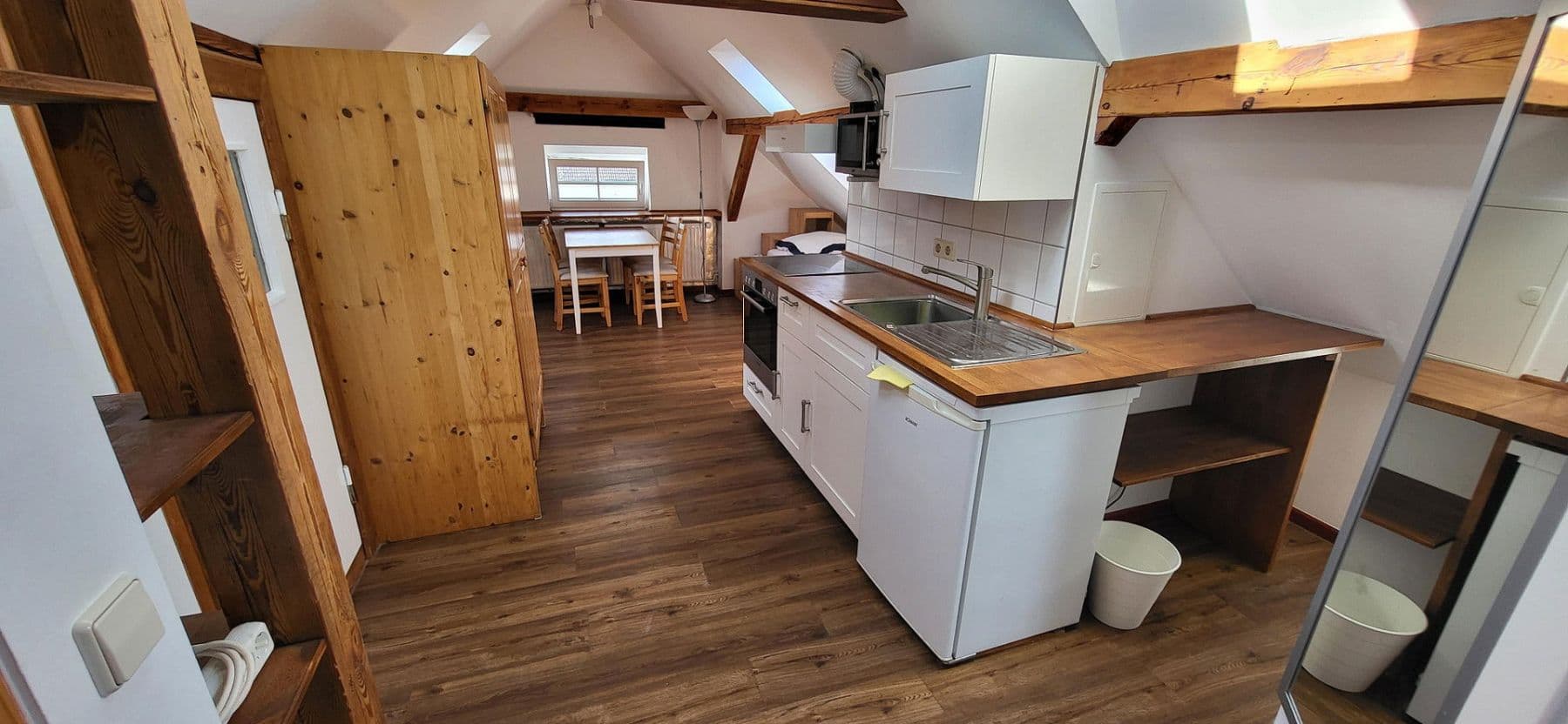 Prodej domu 130 m², pozemek 1.003 m², Berlin, Berlín Prodej domu 130 m², pozemek 1.003 m², Berlin, Berlín