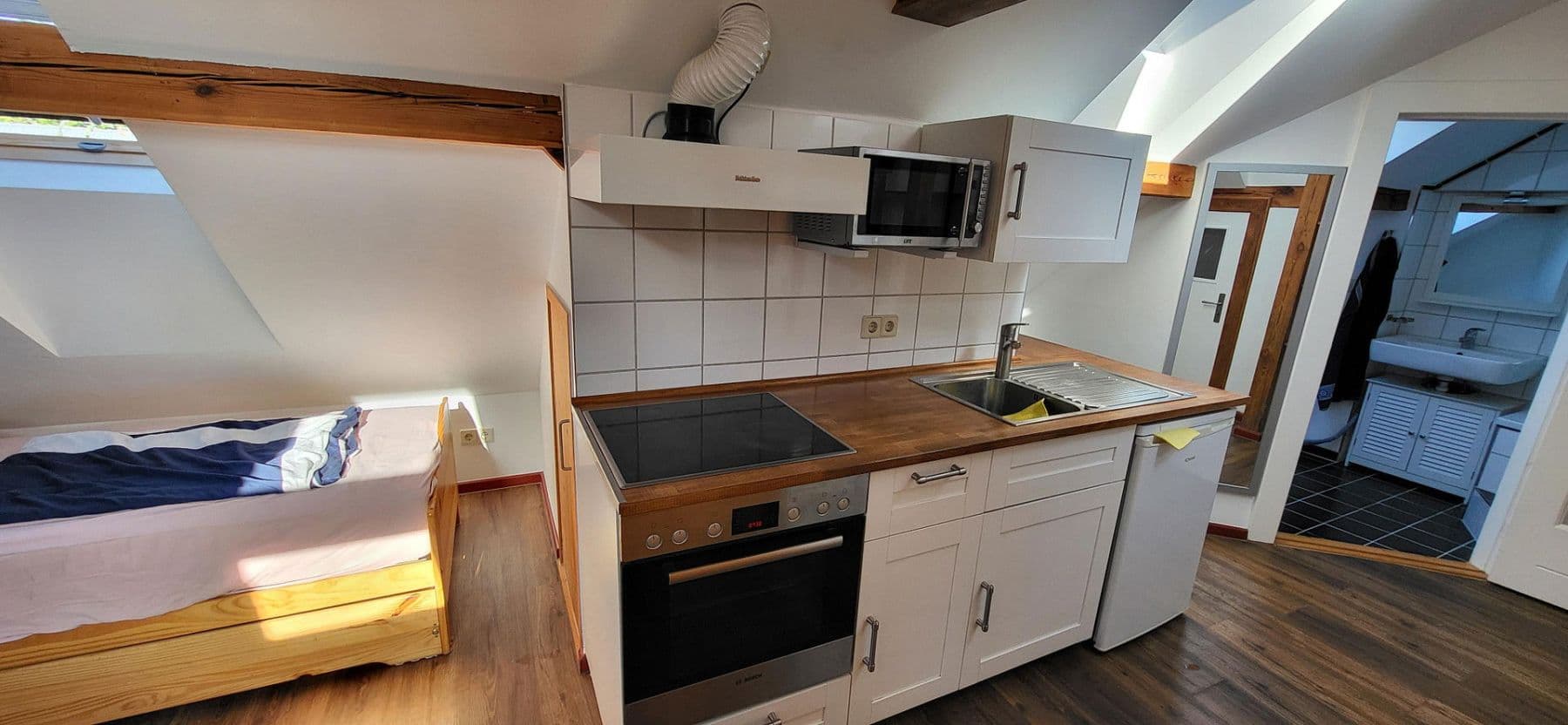 Prodej domu 130 m², pozemek 1.003 m², Berlin, Berlín Prodej domu 130 m², pozemek 1.003 m², Berlin, Berlín