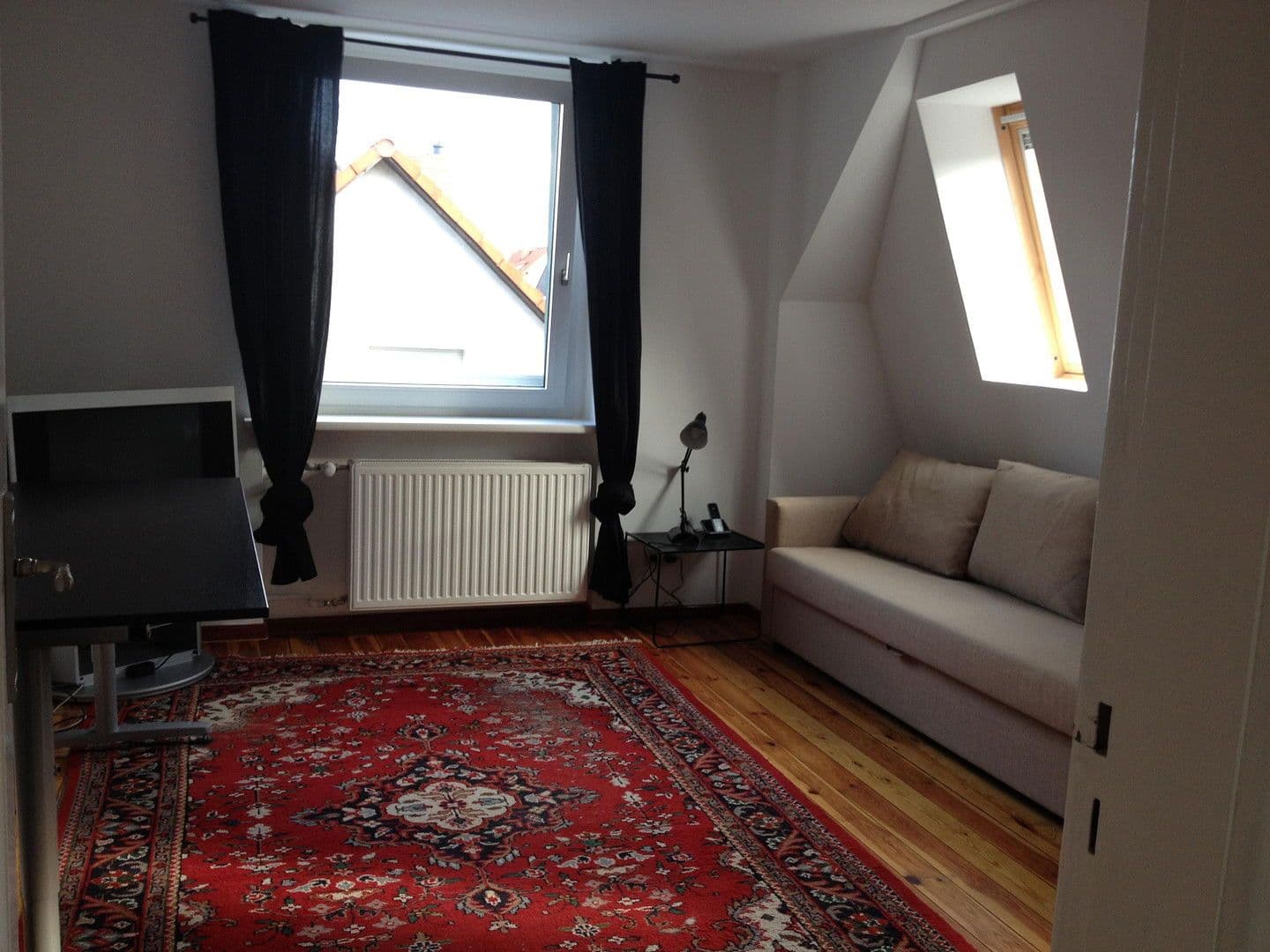 Prodej domu 130 m², pozemek 1.003 m², Berlin, Berlín Prodej domu 130 m², pozemek 1.003 m², Berlin, Berlín