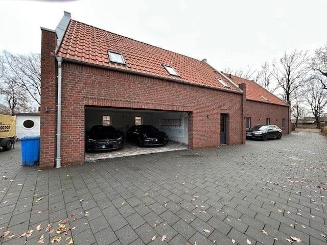 Prodej domu 280 m², pozemek 2.813 m², Barßel, Dolní Sasko Prodej domu 280 m², pozemek 2.813 m², Barßel, Dolní Sasko