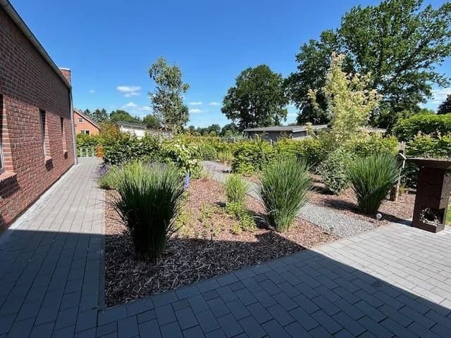 Prodej domu 280 m², pozemek 2.813 m², Barßel, Dolní Sasko Prodej domu 280 m², pozemek 2.813 m², Barßel, Dolní Sasko