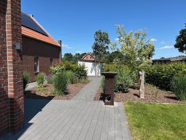 Prodej domu 280 m², pozemek 2.813 m², Barßel, Dolní Sasko Prodej domu 280 m², pozemek 2.813 m², Barßel, Dolní Sasko