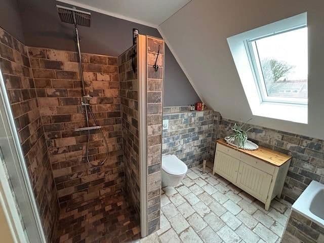 Prodej domu 280 m², pozemek 2.813 m², Barßel, Dolní Sasko Prodej domu 280 m², pozemek 2.813 m², Barßel, Dolní Sasko