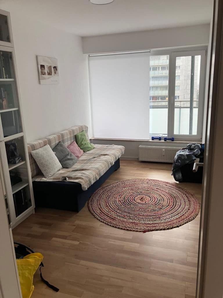 Pronájem bytu 3+1 82 m², Sigmund-Freud-Straße 76, Frankfurt, Hessen Pronájem bytu 3+1 82 m², Sigmund-Freud-Straße 76, Frankfurt, Hessen