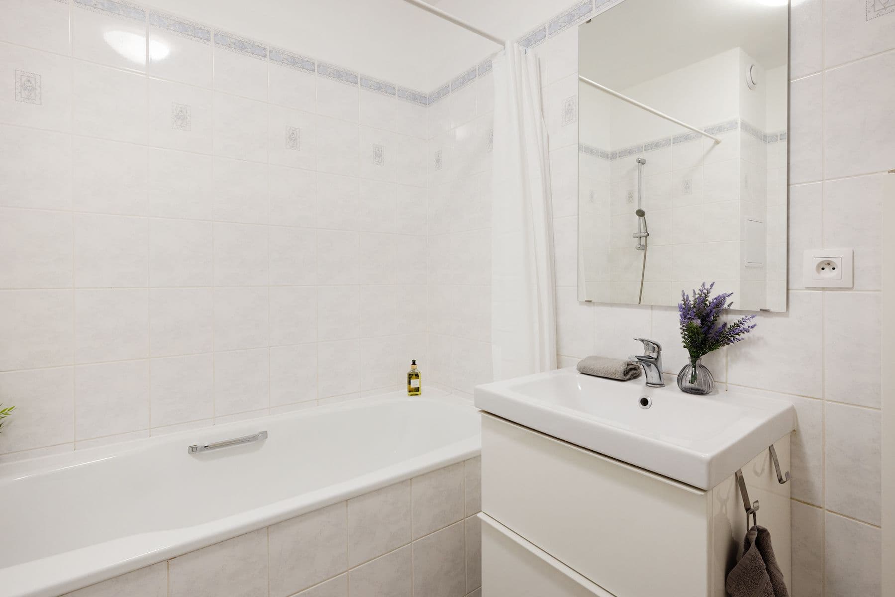 Prodej bytu 2+kk 56 m², Chotěšovská, Praha, Praha Prodej bytu 2+kk 56 m², Chotěšovská, Praha, Praha