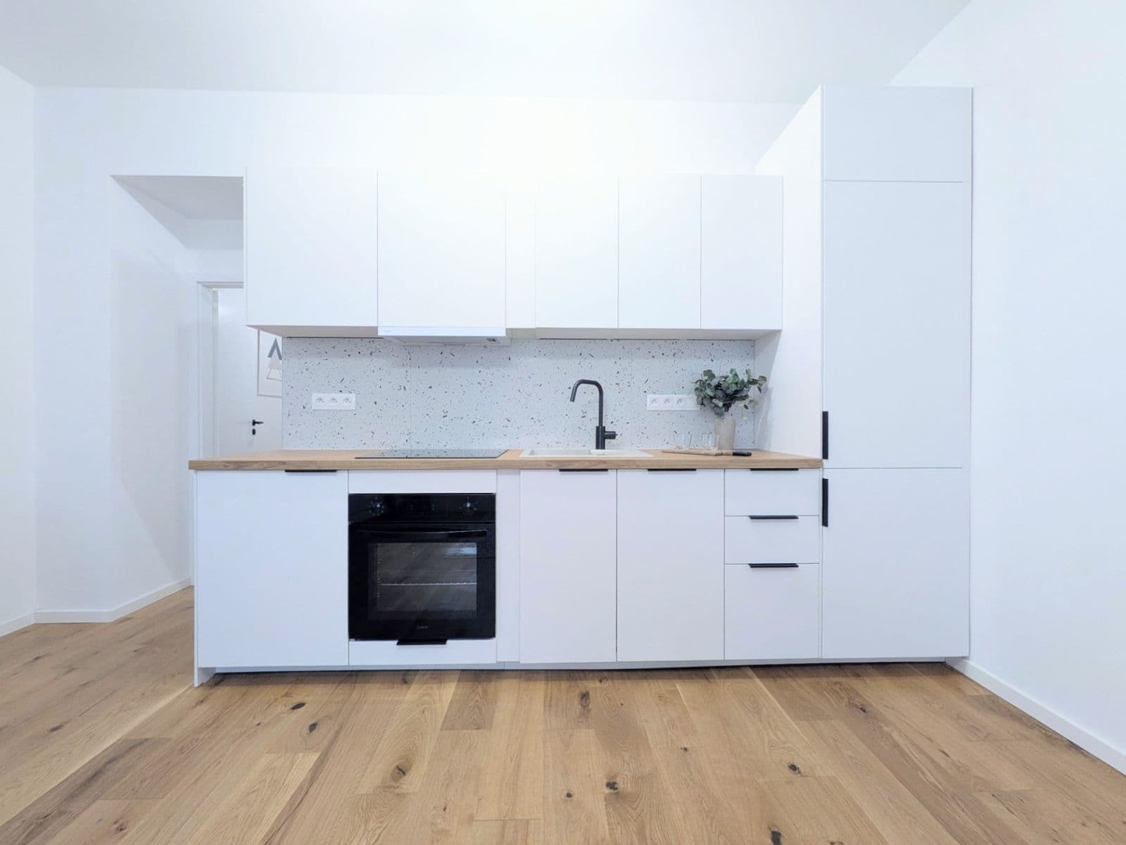 Pronájem bytu 1+kk 30 m², Petrohradská, Praha, Praha Pronájem bytu 1+kk 30 m², Petrohradská, Praha, Praha