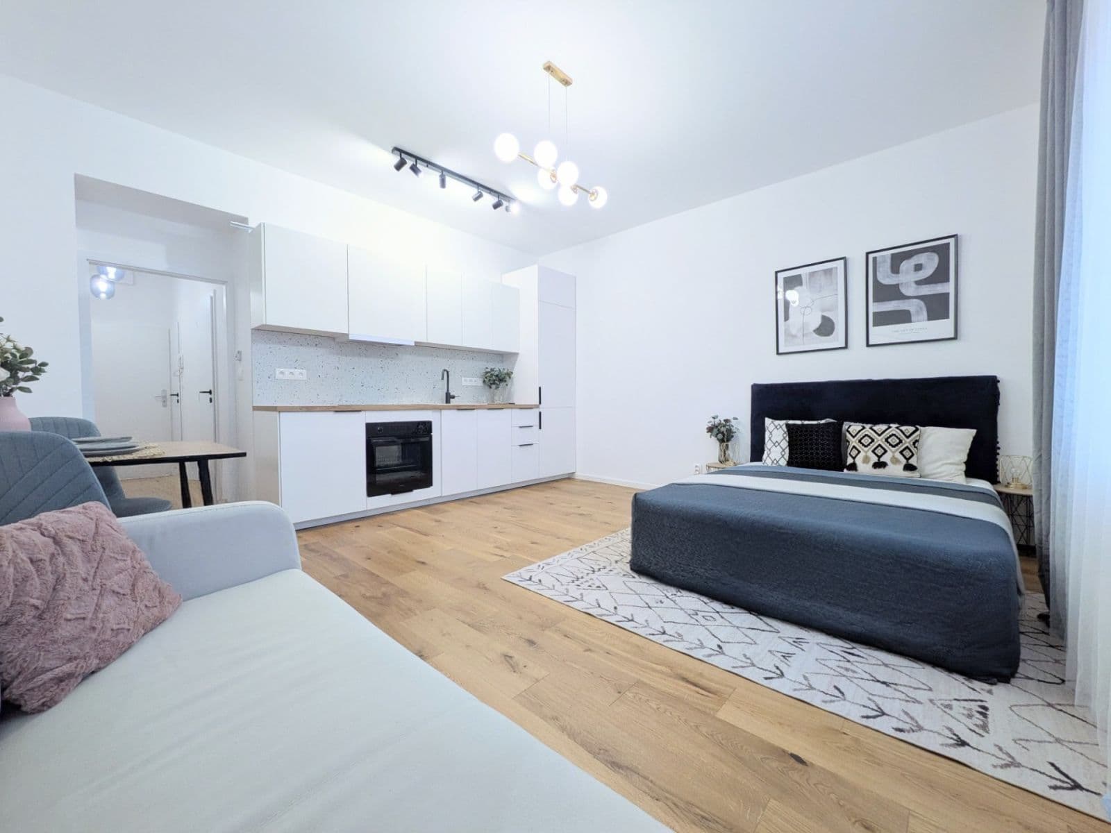 Pronájem bytu 1+kk 30 m², Petrohradská, Praha, Praha Pronájem bytu 1+kk 30 m², Petrohradská, Praha, Praha