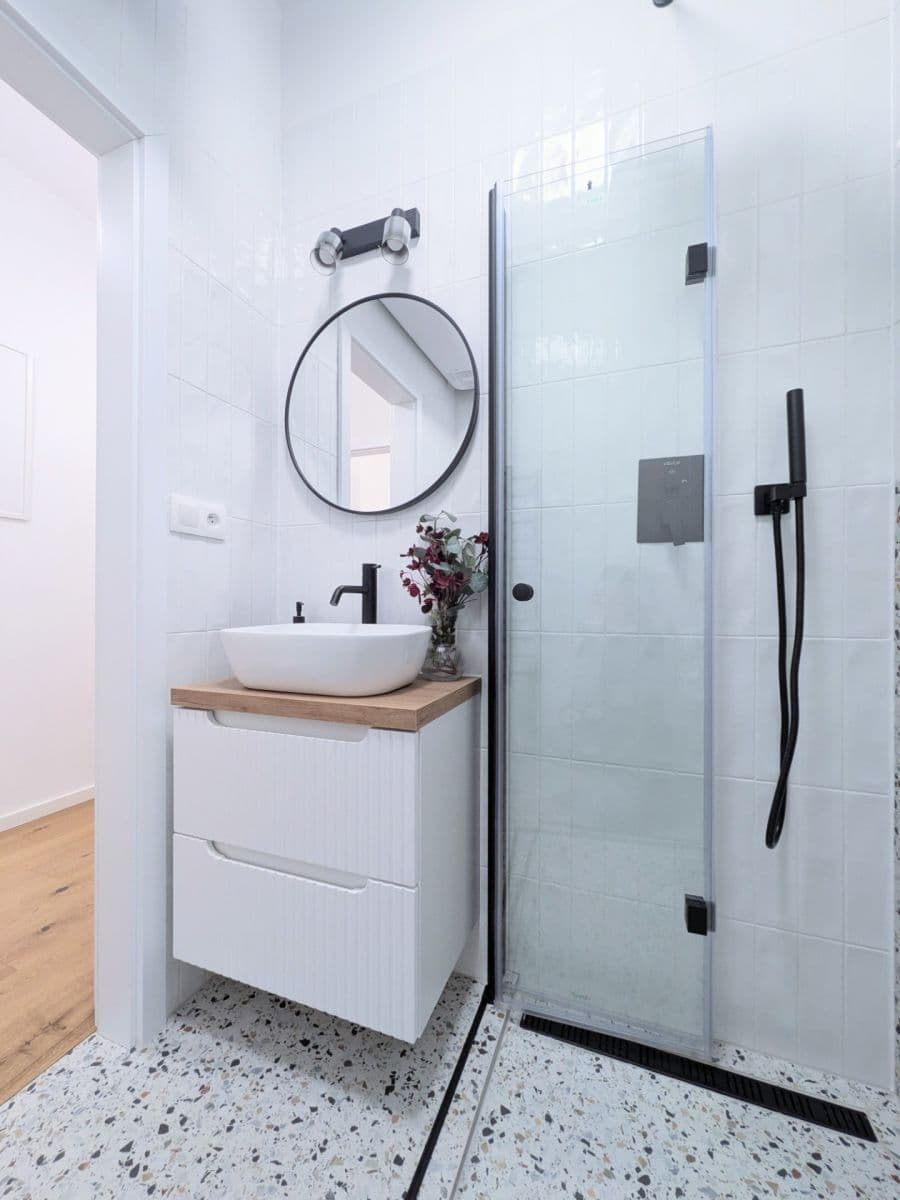 Pronájem bytu 1+kk 30 m², Petrohradská, Praha, Praha Pronájem bytu 1+kk 30 m², Petrohradská, Praha, Praha