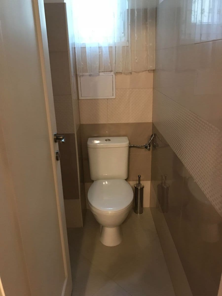 Prodej bytu 4+1 110 m², Na Valech, Poděbrady, Středočeský kraj Prodej bytu 4+1 110 m², Na Valech, Poděbrady, Středočeský kraj