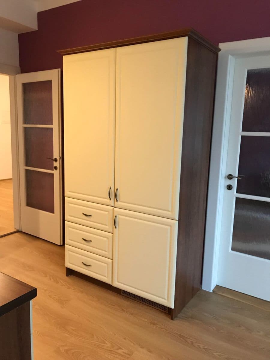 Prodej bytu 4+1 110 m², Na Valech, Poděbrady, Středočeský kraj Prodej bytu 4+1 110 m², Na Valech, Poděbrady, Středočeský kraj