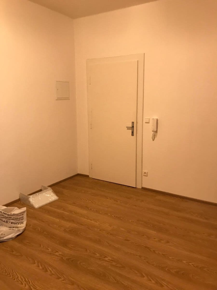 Prodej bytu 4+1 110 m², Na Valech, Poděbrady, Středočeský kraj Prodej bytu 4+1 110 m², Na Valech, Poděbrady, Středočeský kraj