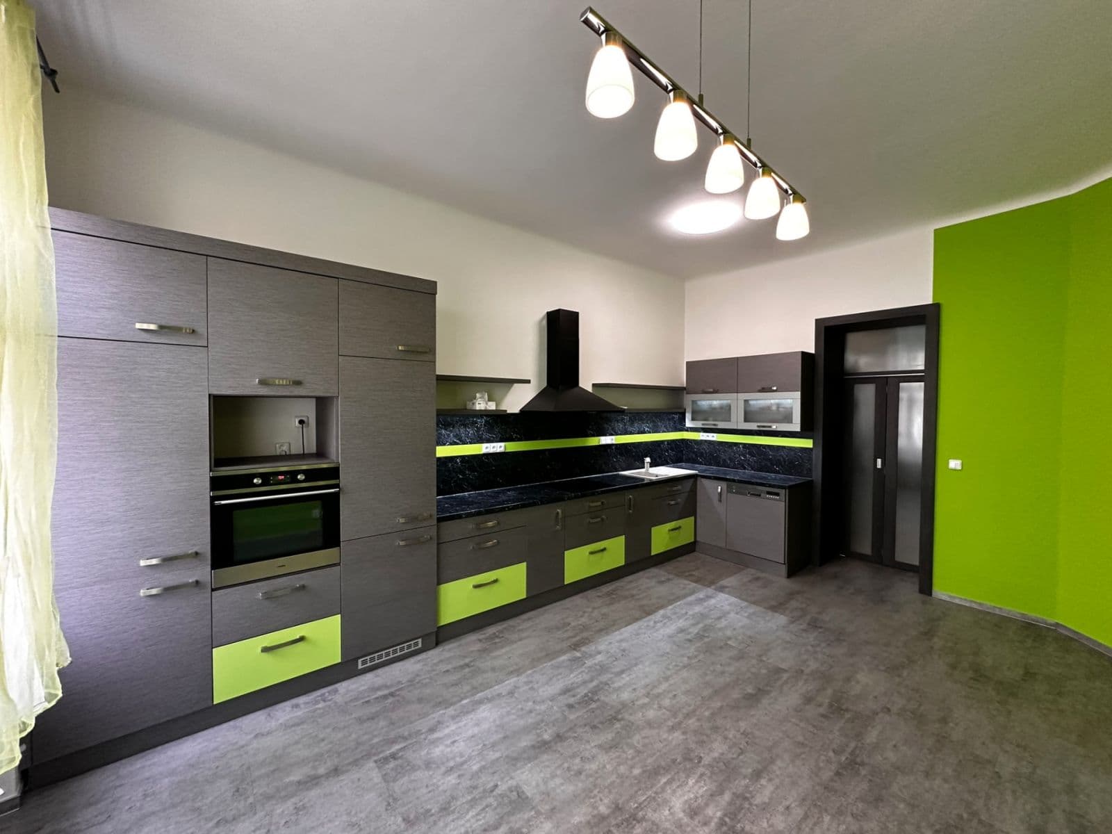 Pronájem bytu 3+1 110 m², Budečská, Praha, Praha Pronájem bytu 3+1 110 m², Budečská, Praha, Praha