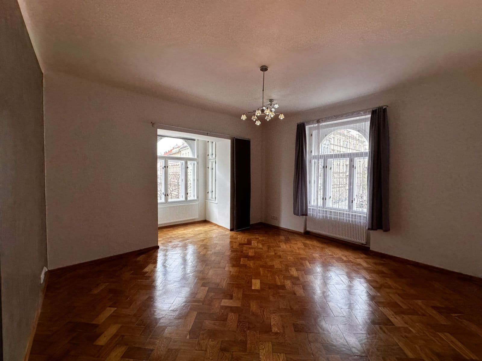 Pronájem bytu 3+1 110 m², Budečská, Praha, Praha Pronájem bytu 3+1 110 m², Budečská, Praha, Praha