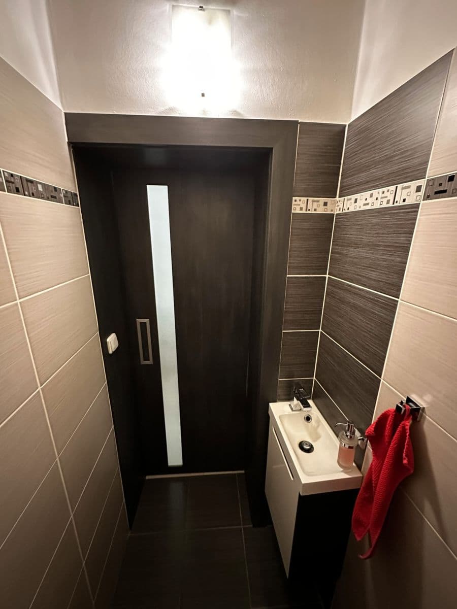 Pronájem bytu 3+1 110 m², Budečská, Praha, Praha Pronájem bytu 3+1 110 m², Budečská, Praha, Praha