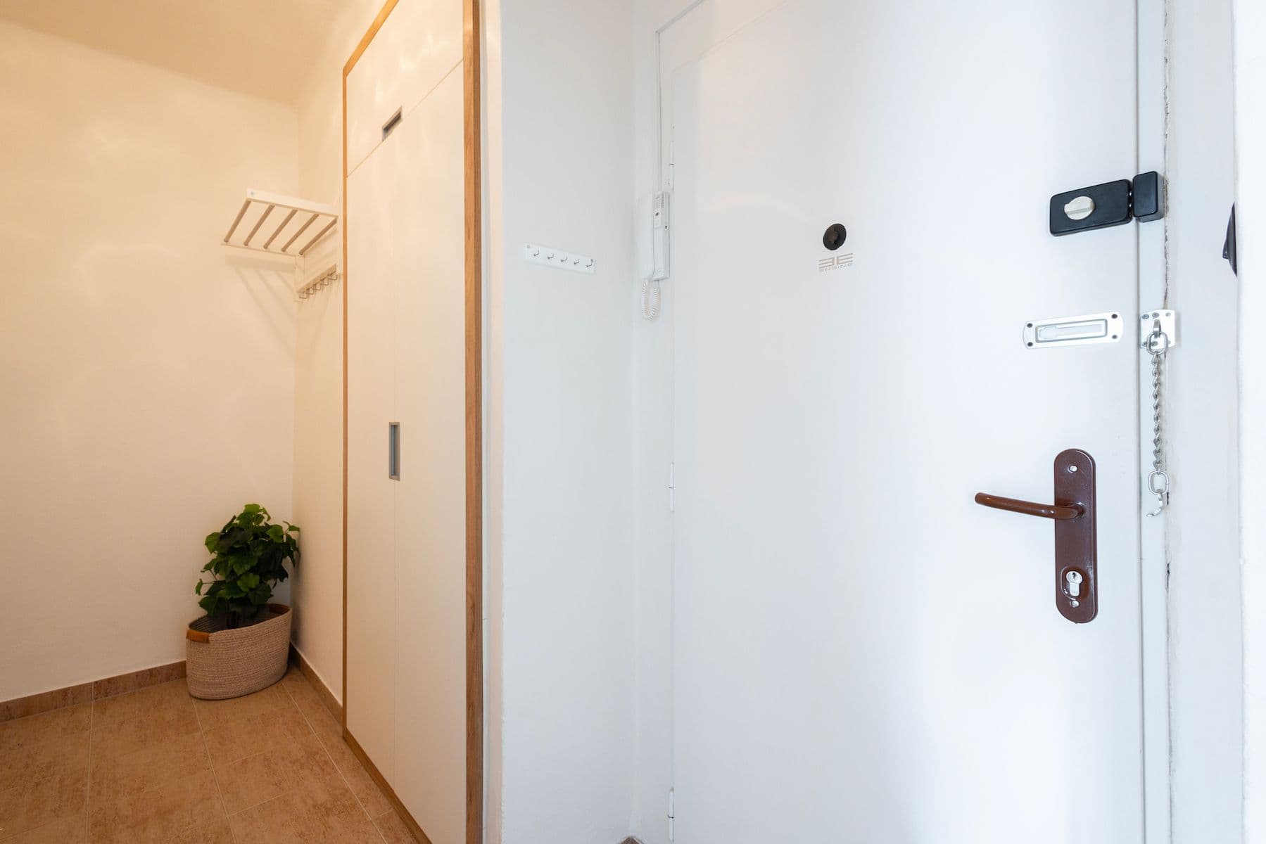 Prodej bytu 1+1 40 m², Kafkova, Praha, Praha Prodej bytu 1+1 40 m², Kafkova, Praha, Praha