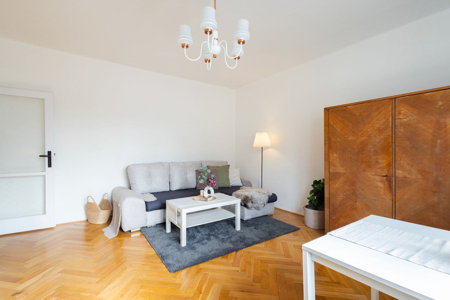 Prodej bytu 1+1 40 m², Kafkova, Praha, Praha Prodej bytu 1+1 40 m², Kafkova, Praha, Praha