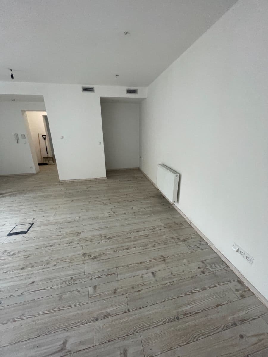 Pronájem kanceláře 105 m², Lidická, Praha, Praha Pronájem kanceláře 105 m², Lidická, Praha, Praha