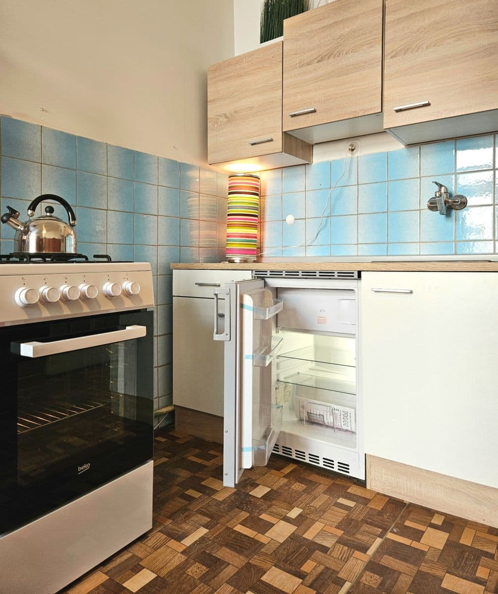 Pronájem bytu 2+kk 59 m², Krkonošská, Praha, Praha Pronájem bytu 2+kk 59 m², Krkonošská, Praha, Praha