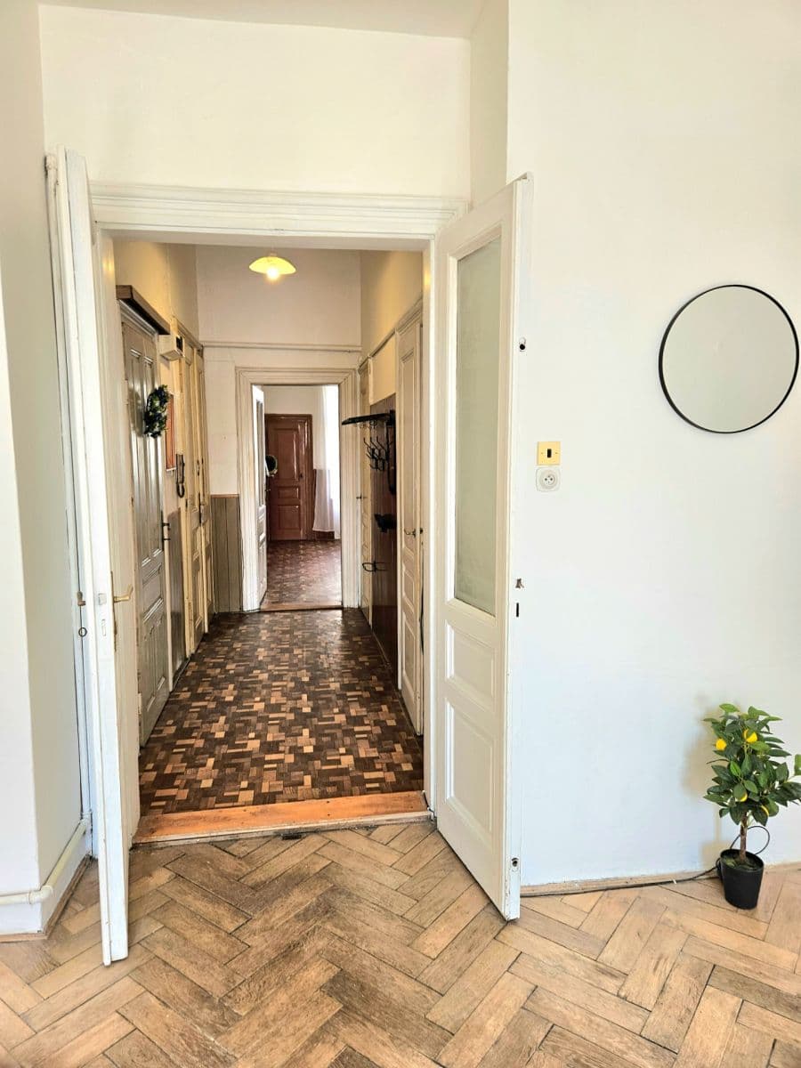 Pronájem bytu 2+kk 59 m², Krkonošská, Praha, Praha Pronájem bytu 2+kk 59 m², Krkonošská, Praha, Praha