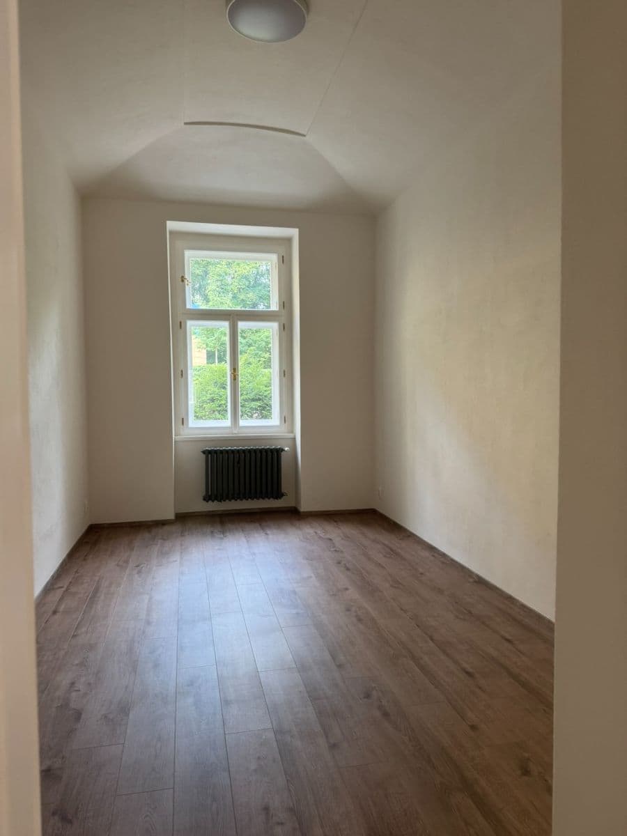 Pronájem bytu 3+kk 62 m², Sezimova, Praha, Praha Pronájem bytu 3+kk 62 m², Sezimova, Praha, Praha