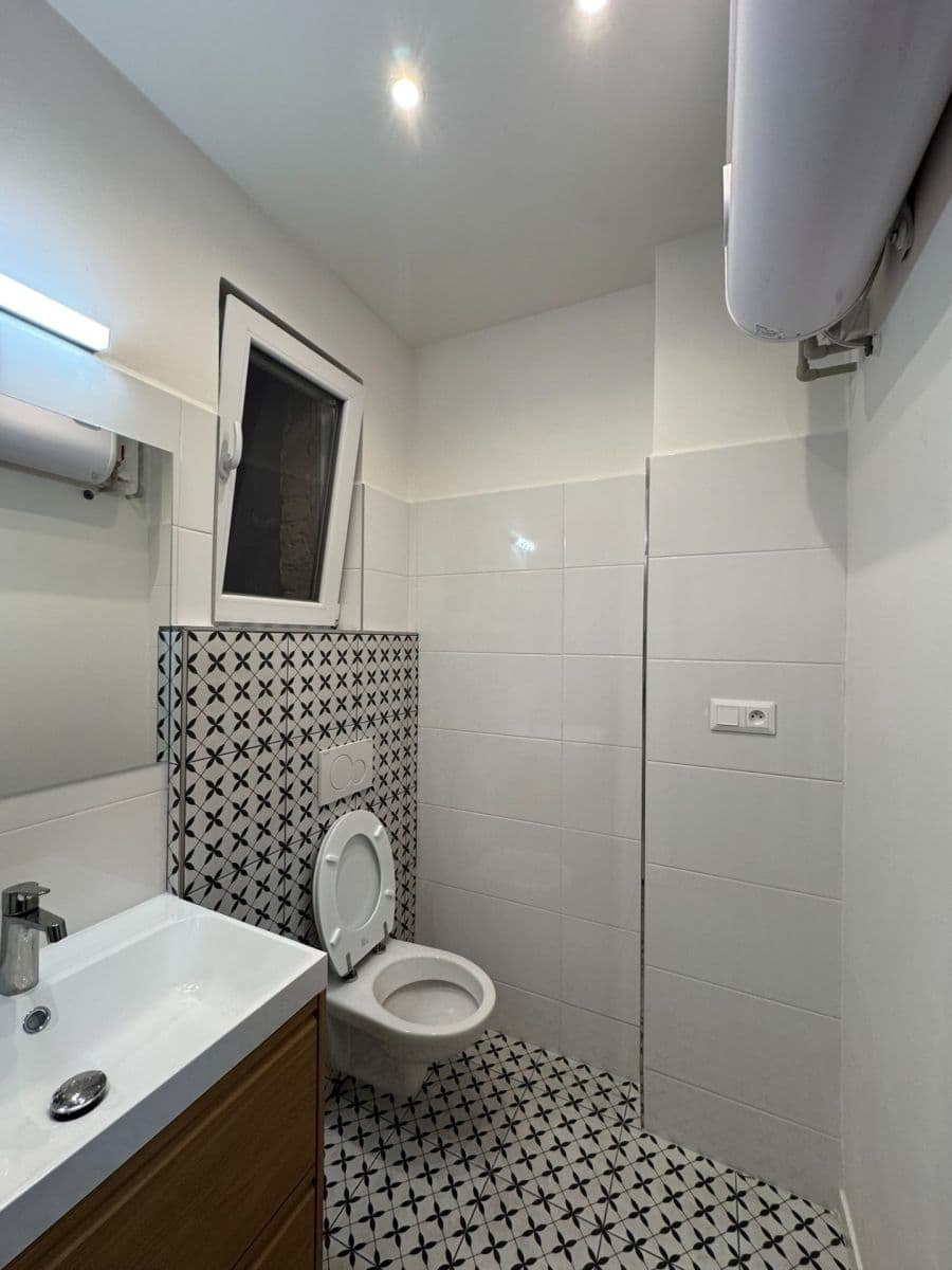 Pronájem bytu 3+kk 62 m², Sezimova, Praha, Praha Pronájem bytu 3+kk 62 m², Sezimova, Praha, Praha