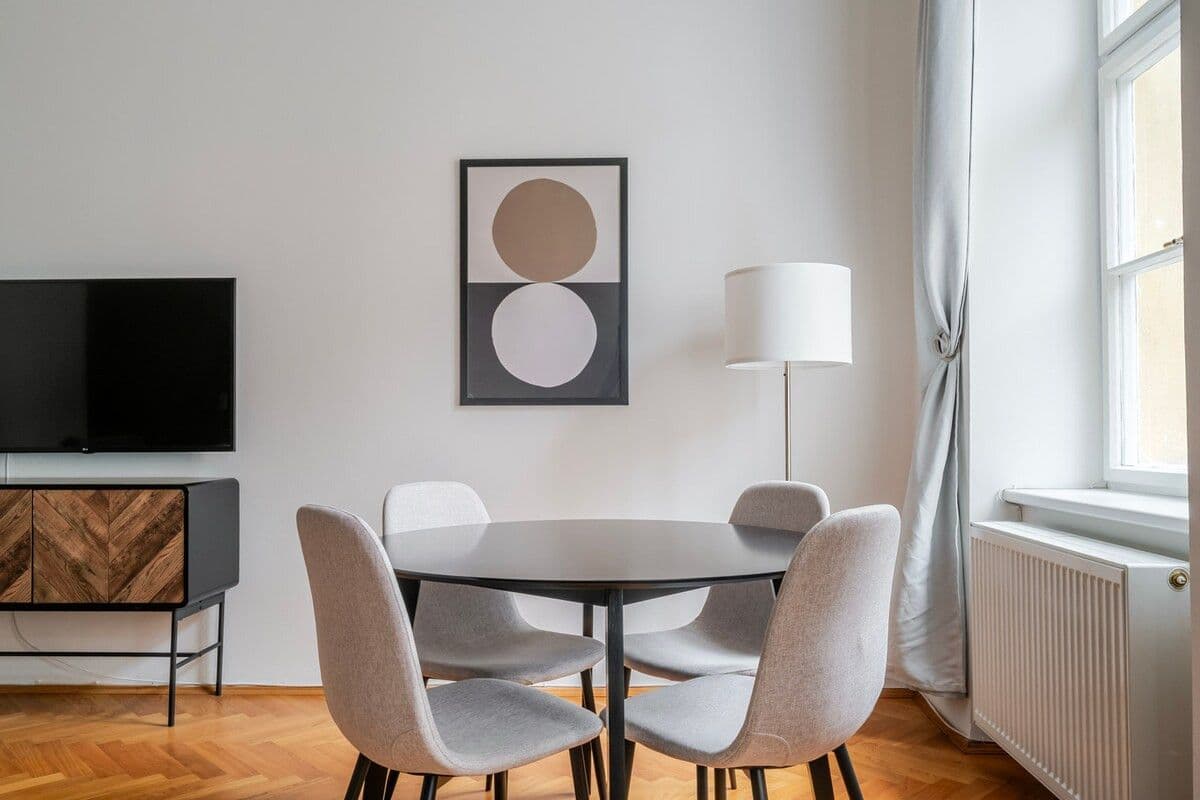 Pronájem bytu 71 m², Újezd, Praha, Praha Pronájem bytu 71 m², Újezd, Praha, Praha