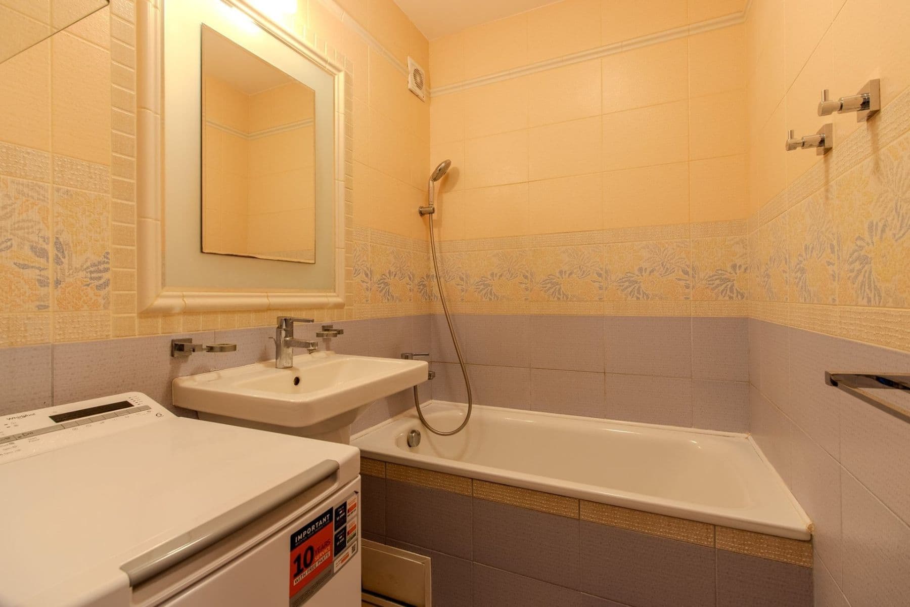 Pronájem bytu 2+kk 43 m², Modrá, Praha, Praha Pronájem bytu 2+kk 43 m², Modrá, Praha, Praha