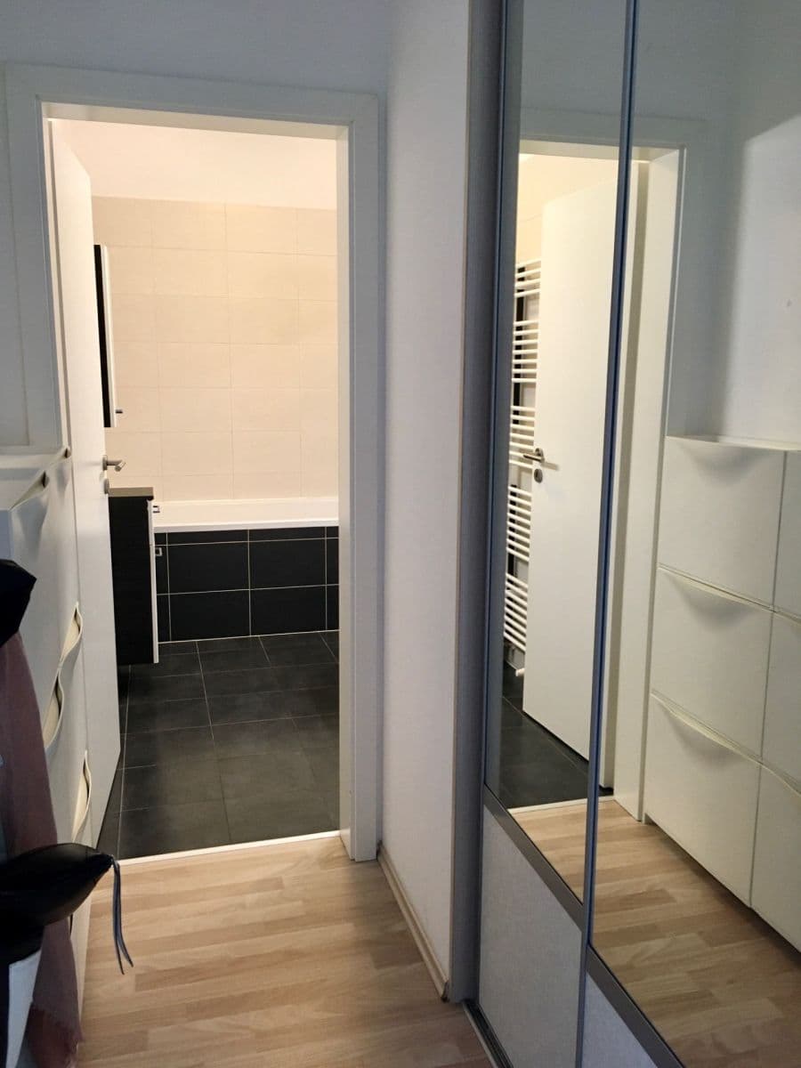 Pronájem bytu 1+1 30 m², Žltá, Petržalka, Bratislavský kraj Pronájem bytu 1+1 30 m², Žltá, Petržalka, Bratislavský kraj