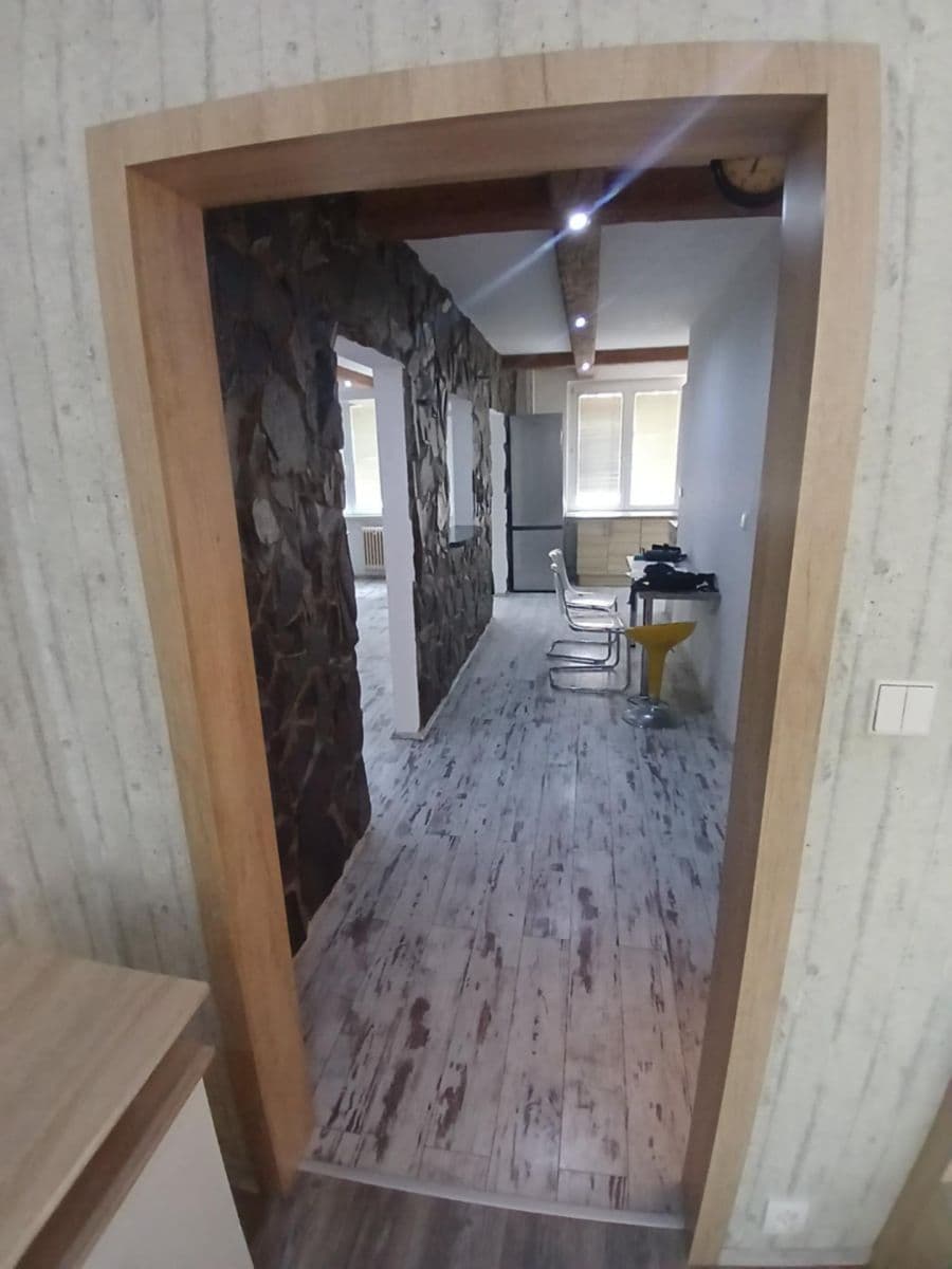 Pronájem bytu 2+1 60 m², Karla Buriana, Chomutov, Ústecký kraj Pronájem bytu 2+1 60 m², Karla Buriana, Chomutov, Ústecký kraj